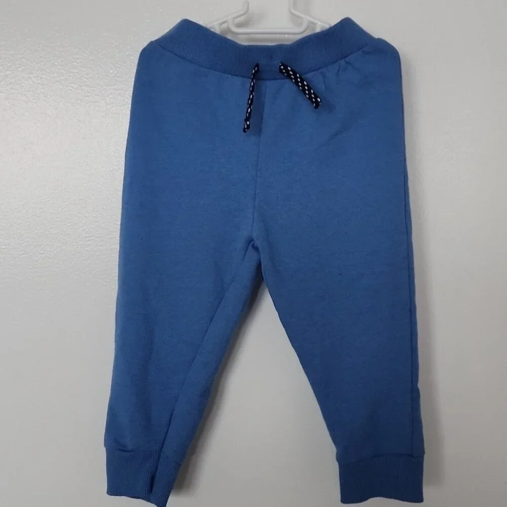 Free Planet Tshirt And Joggers size 2T